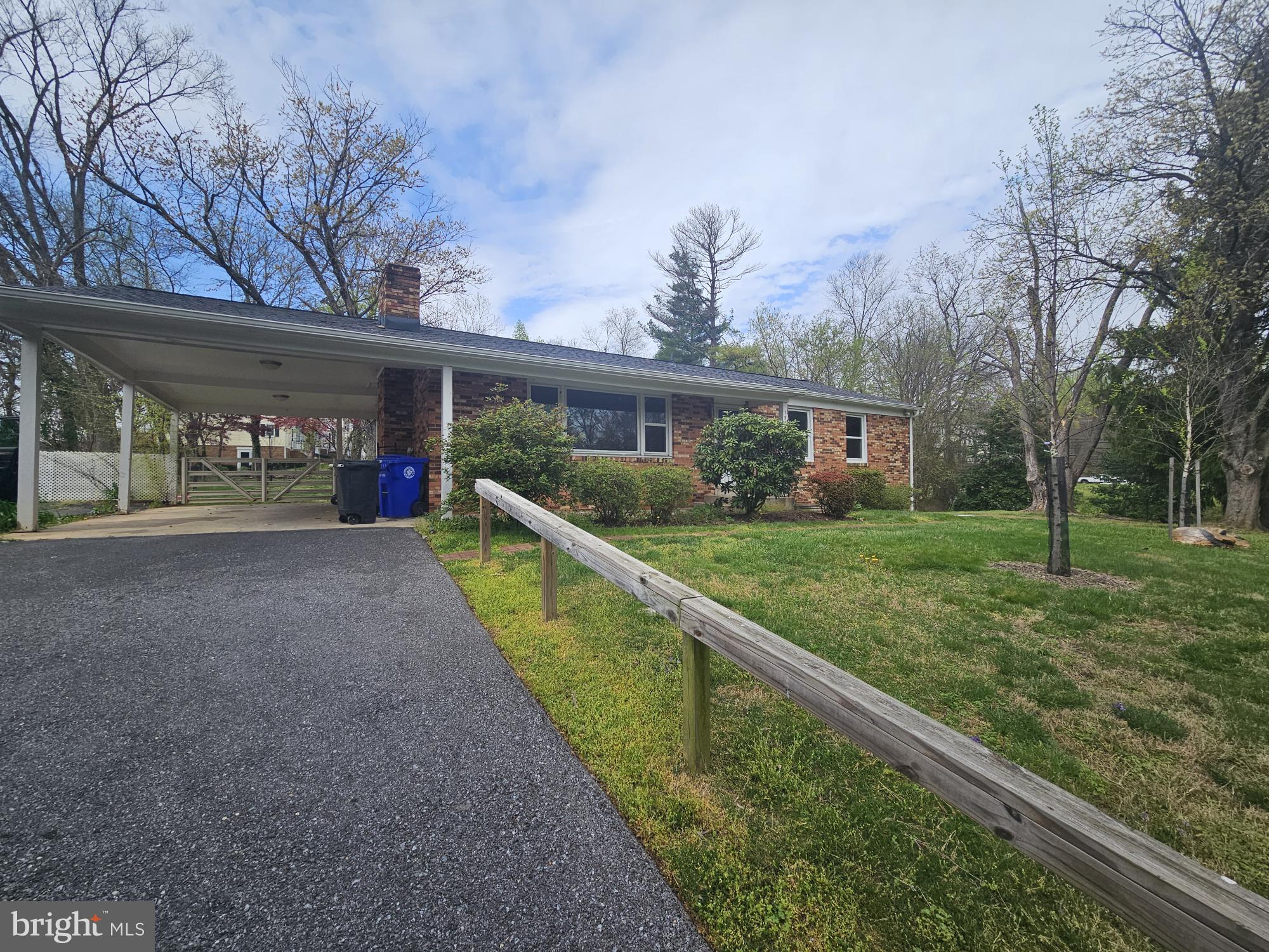 PLEASANT FIELDS - Residential Lease