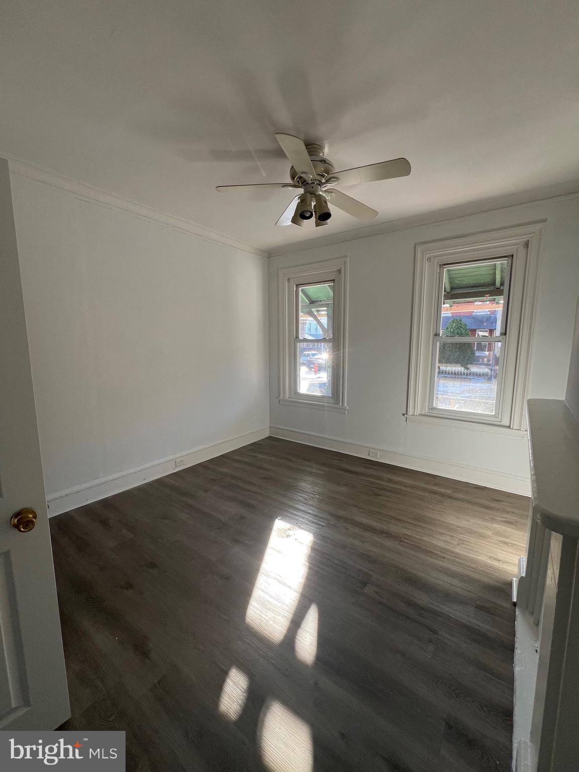 UNIVERSITY CITY - Residential Lease