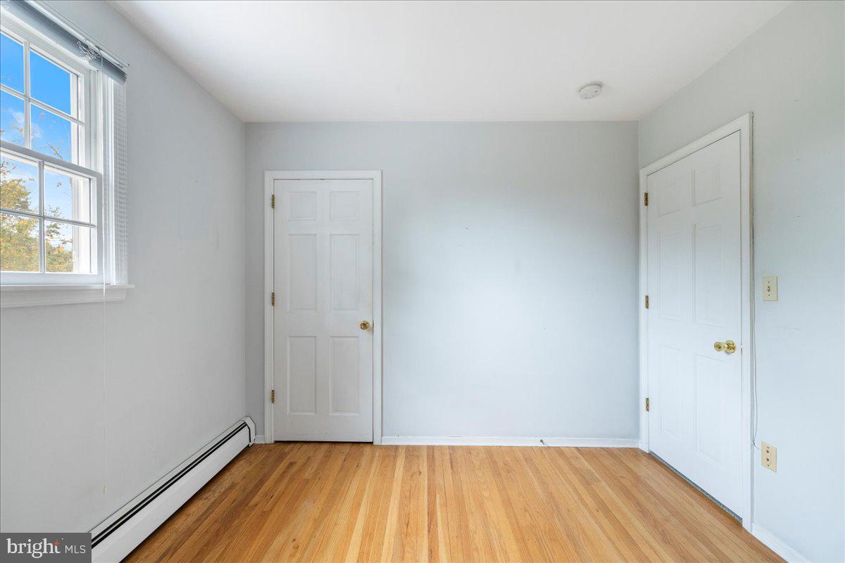 OXBOW MDWS - Residential