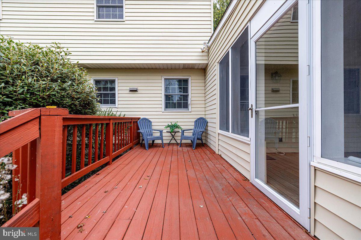 OXBOW MDWS - Residential