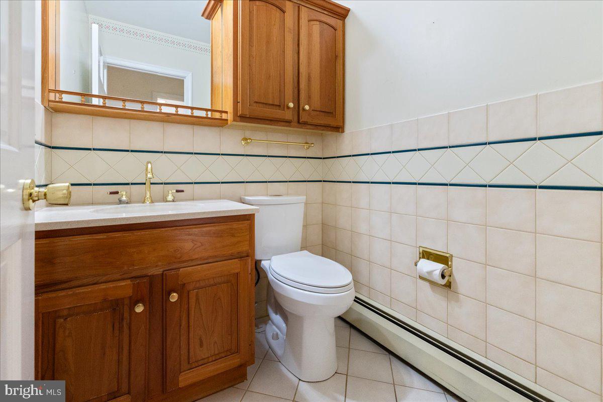 OXBOW MDWS - Residential