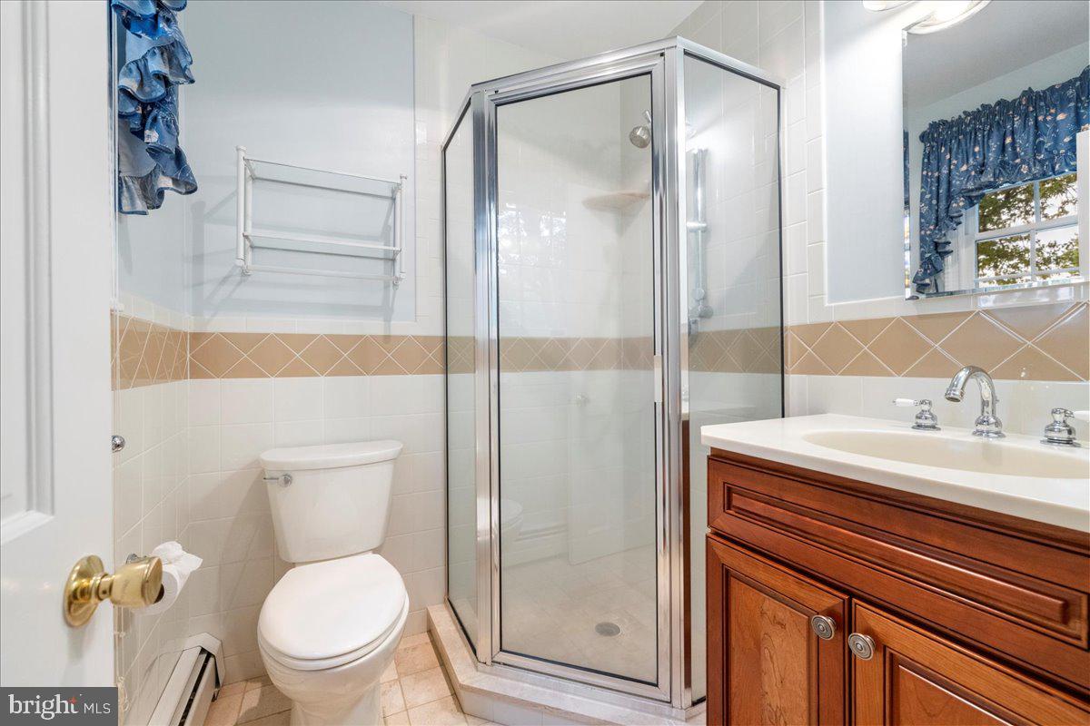 OXBOW MDWS - Residential