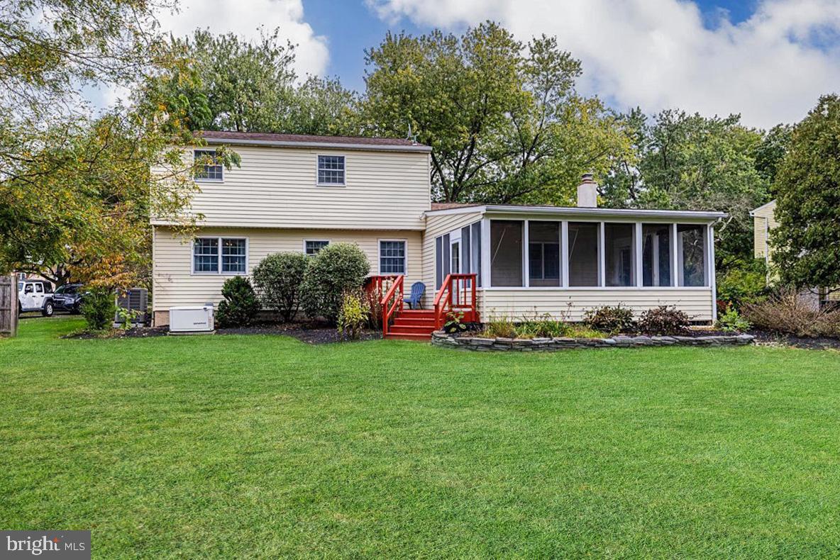 OXBOW MDWS - Residential