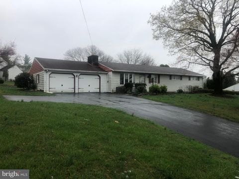 Photo of 743 N State Street, EPHRATA, PA 17522 (MLS # PALA2068374)