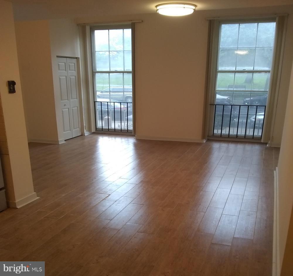 FRANKLIN SQUARE HISTORIC DISTRICT - Residential Lease