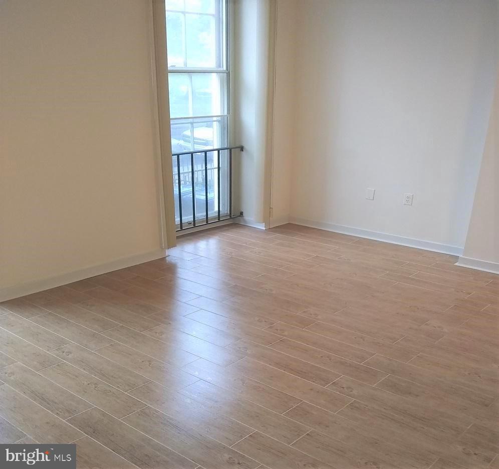 FRANKLIN SQUARE HISTORIC DISTRICT - Residential Lease