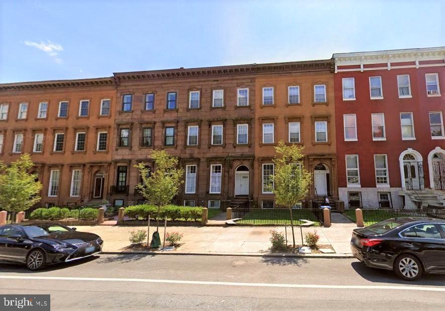 FRANKLIN SQUARE HISTORIC DISTRICT - Residential Lease