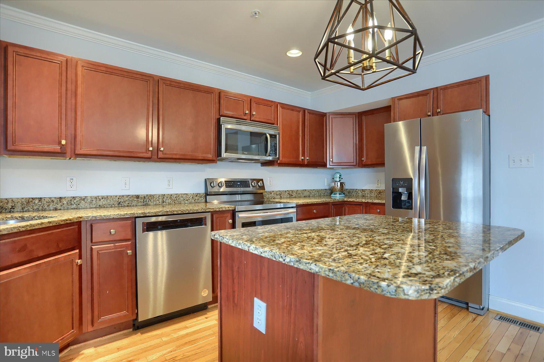 HAMPDEN HISTORIC DISTRICT - Residential