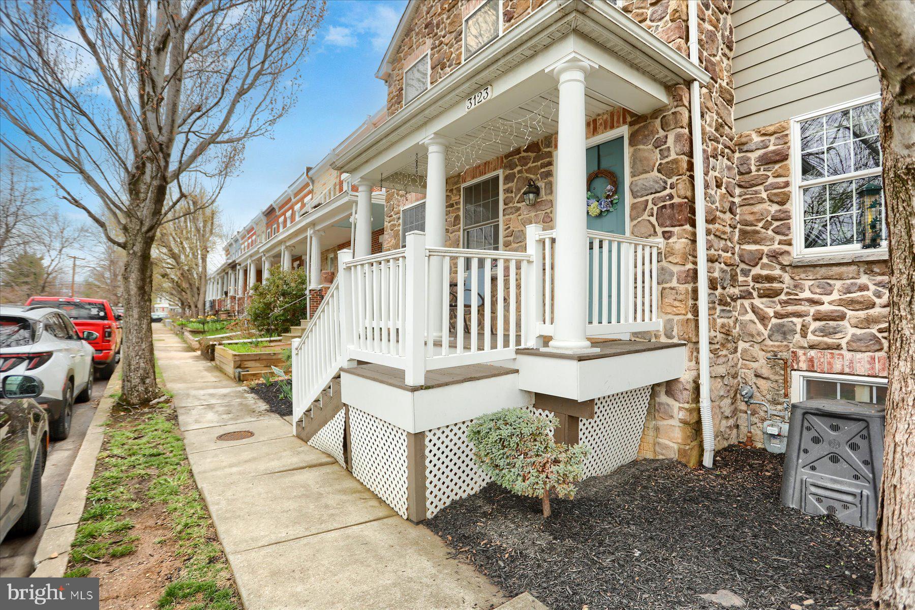 HAMPDEN HISTORIC DISTRICT - Residential