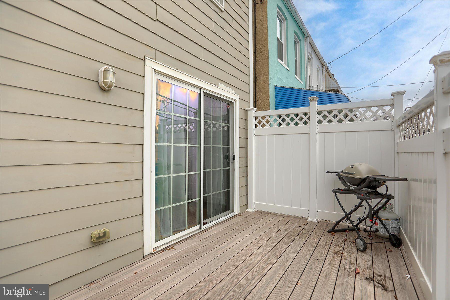 HAMPDEN HISTORIC DISTRICT - Residential