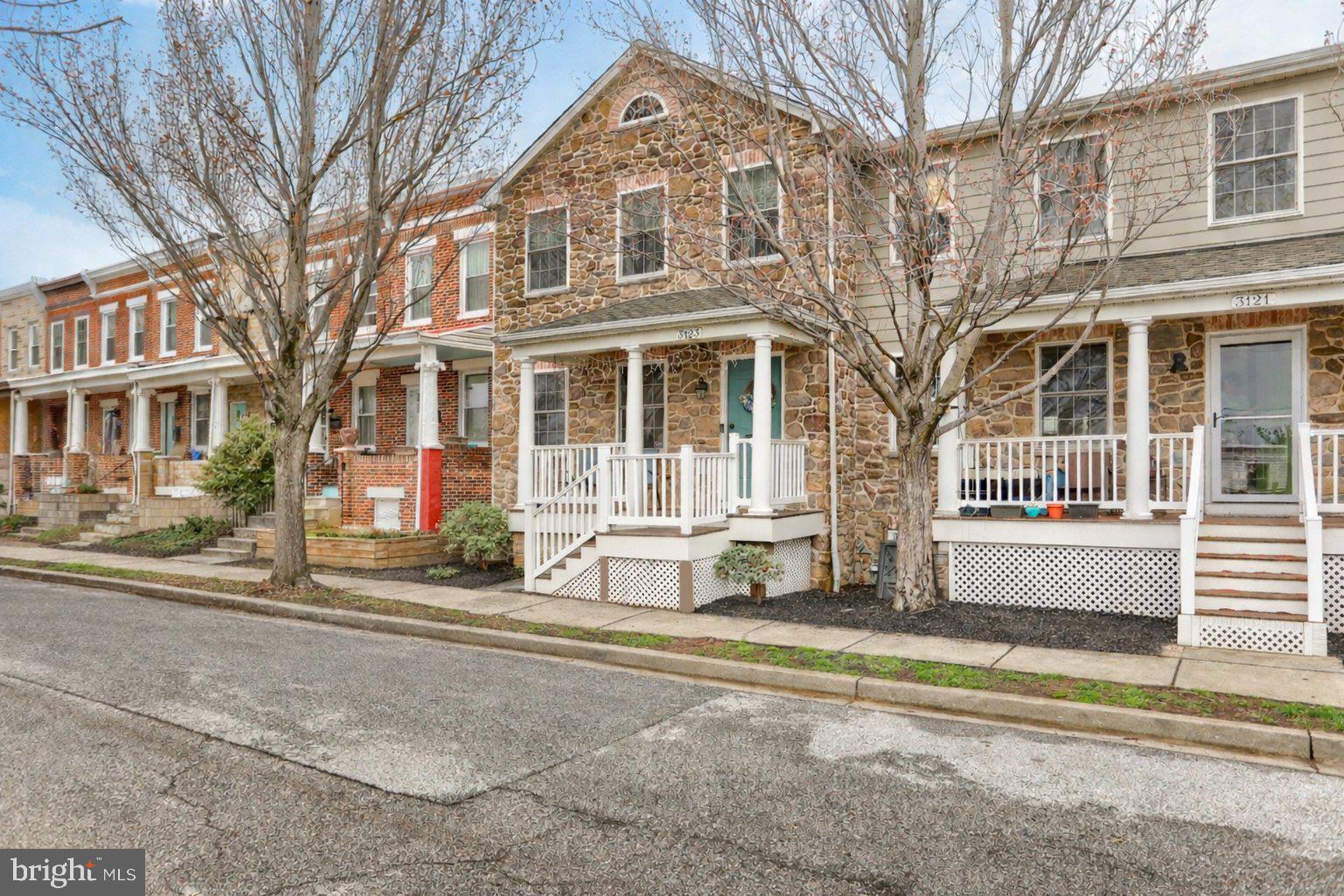 HAMPDEN HISTORIC DISTRICT - Residential