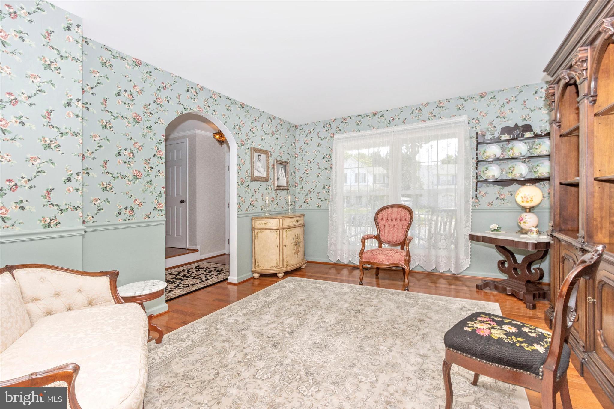 ROBIN MEADOWS - Residential