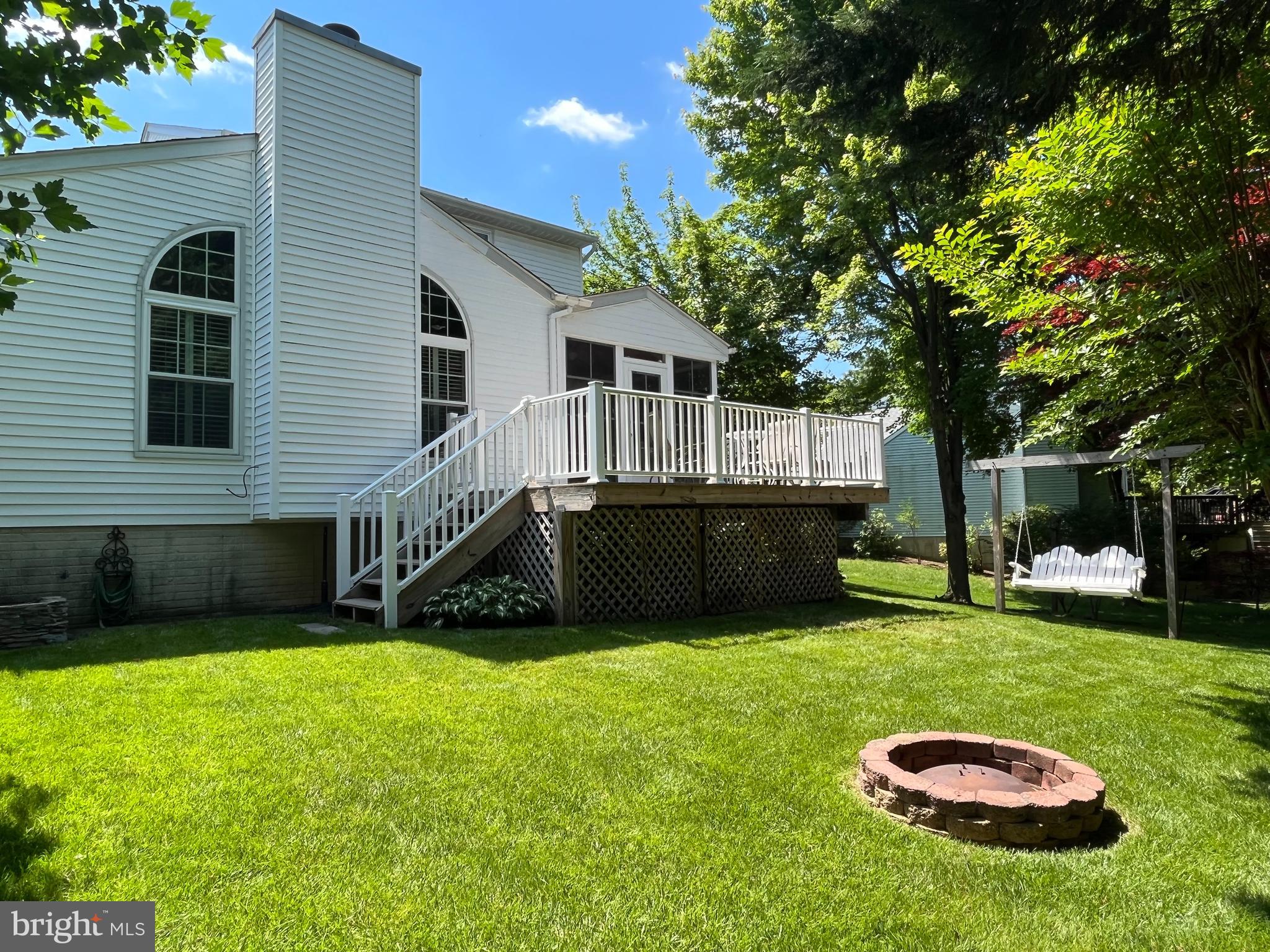 ROBIN MEADOWS - Residential