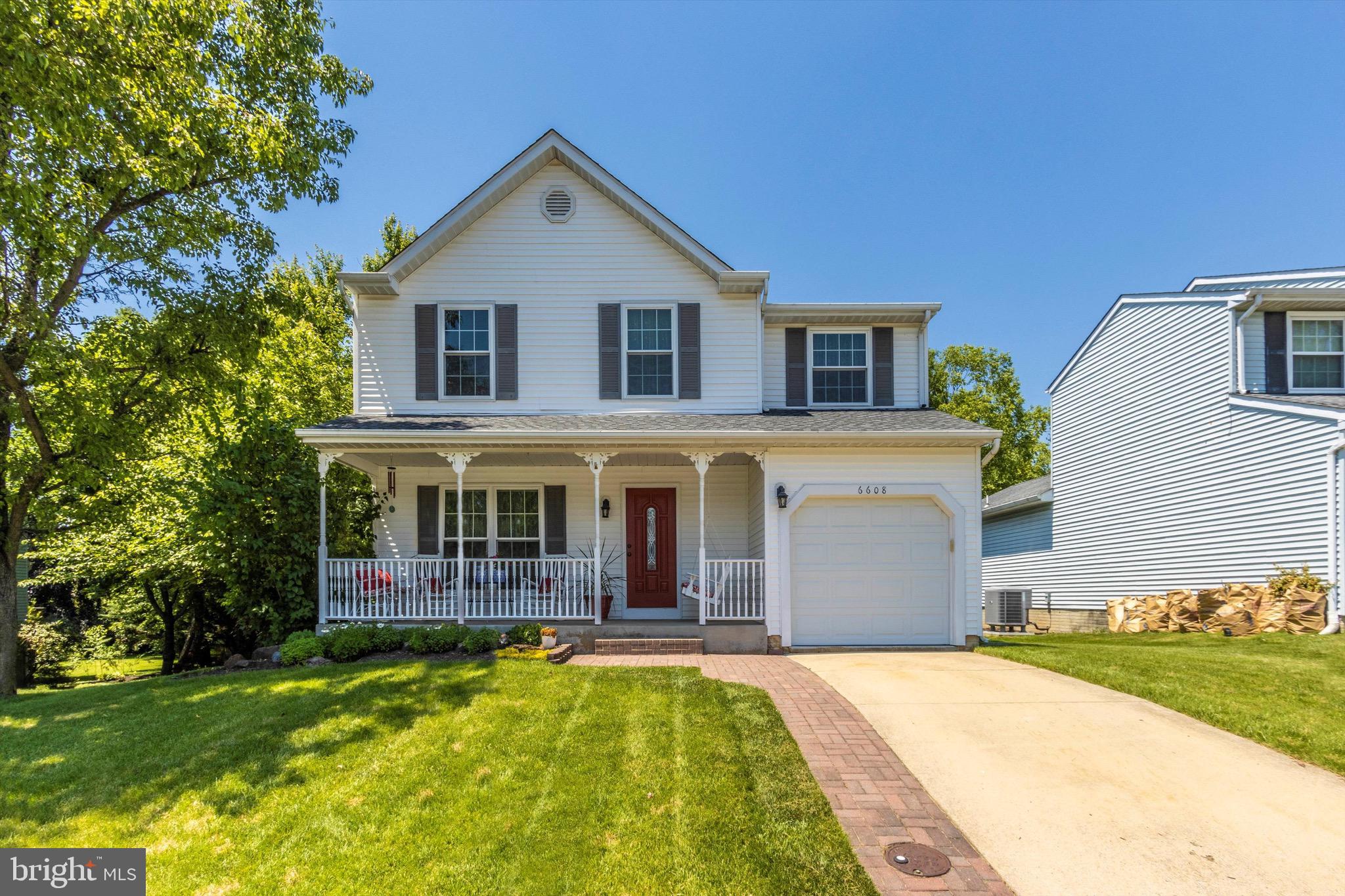 ROBIN MEADOWS - Residential