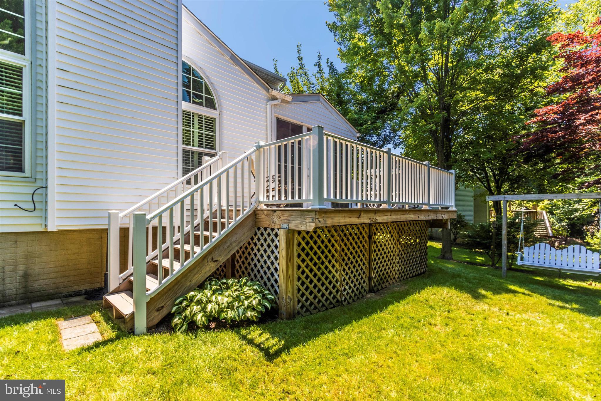 ROBIN MEADOWS - Residential