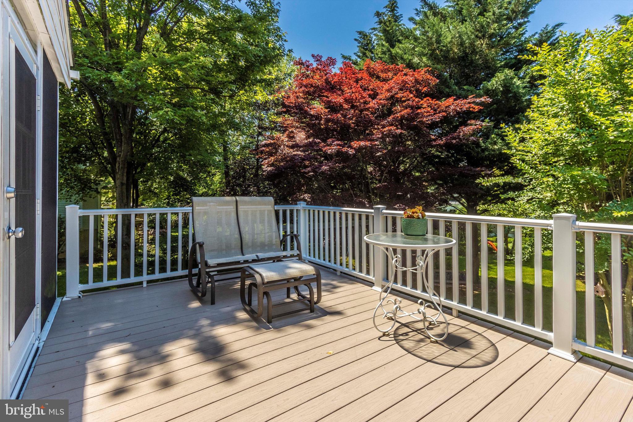 ROBIN MEADOWS - Residential