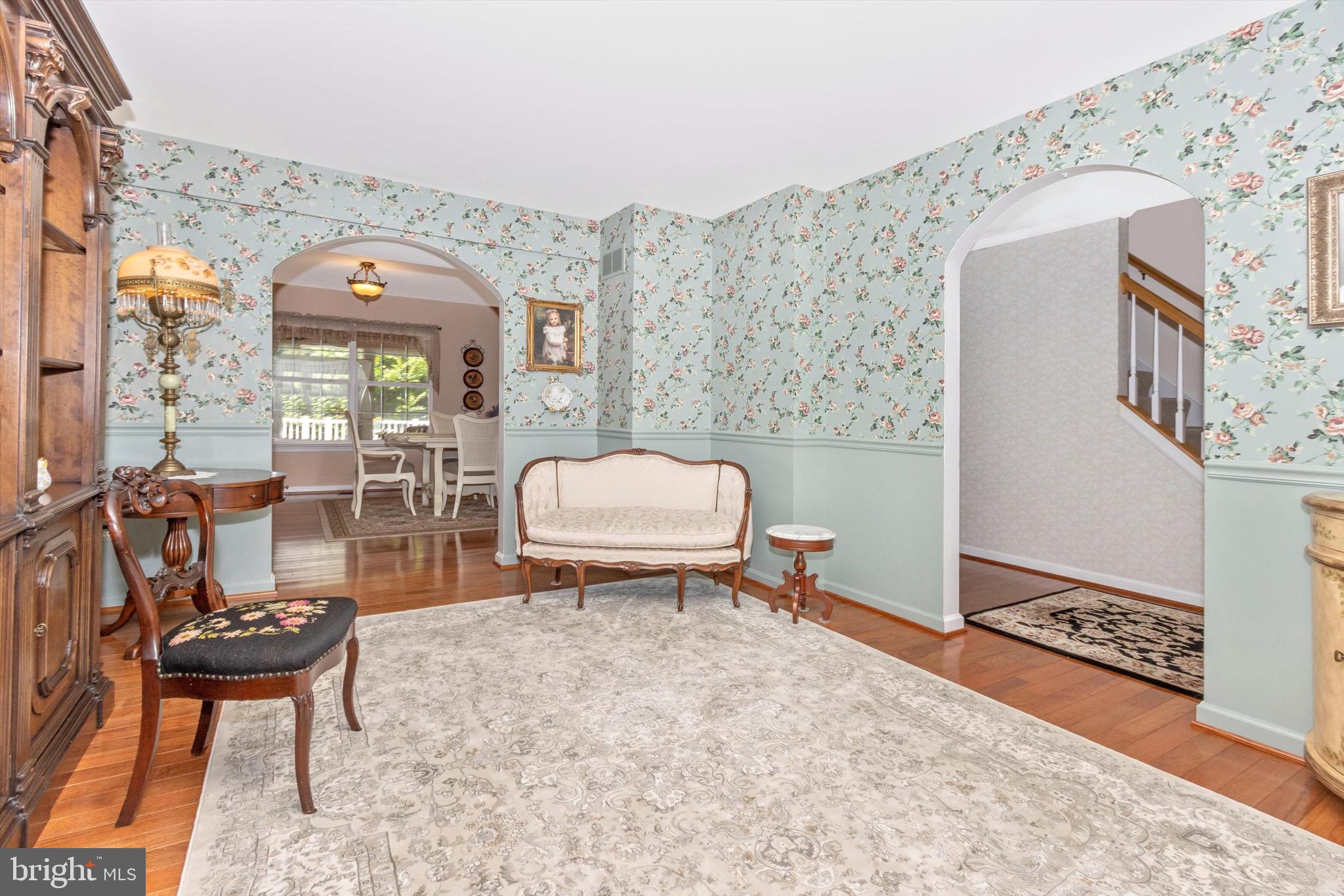 ROBIN MEADOWS - Residential