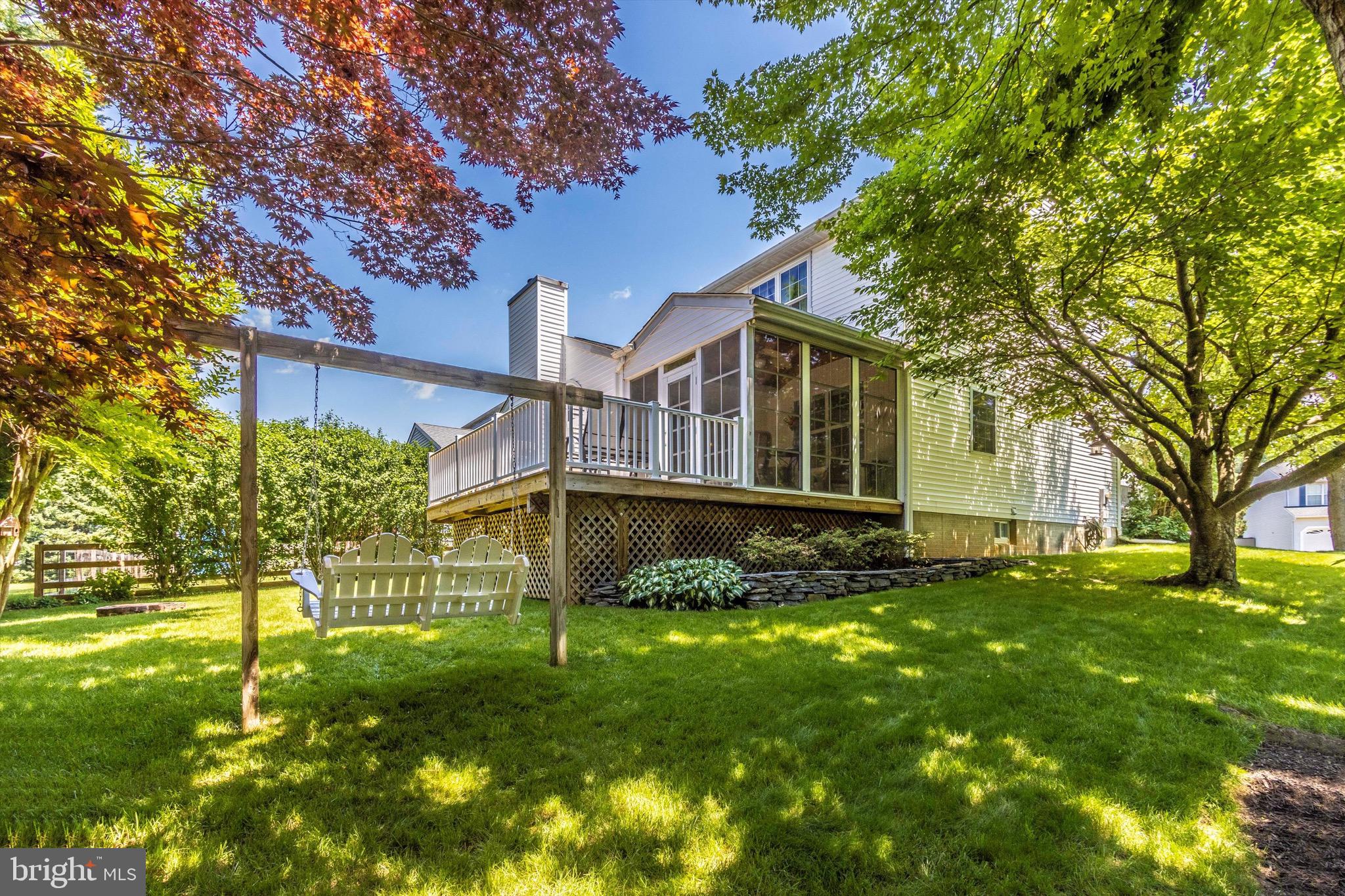 ROBIN MEADOWS - Residential