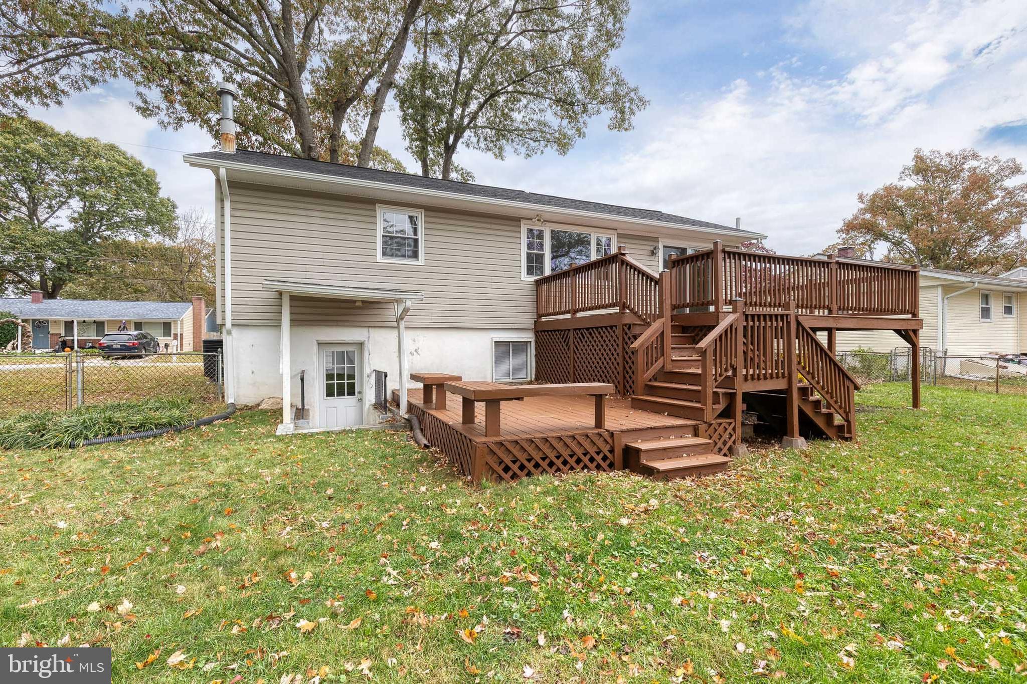 CARROLLTON MANOR - Residential Lease