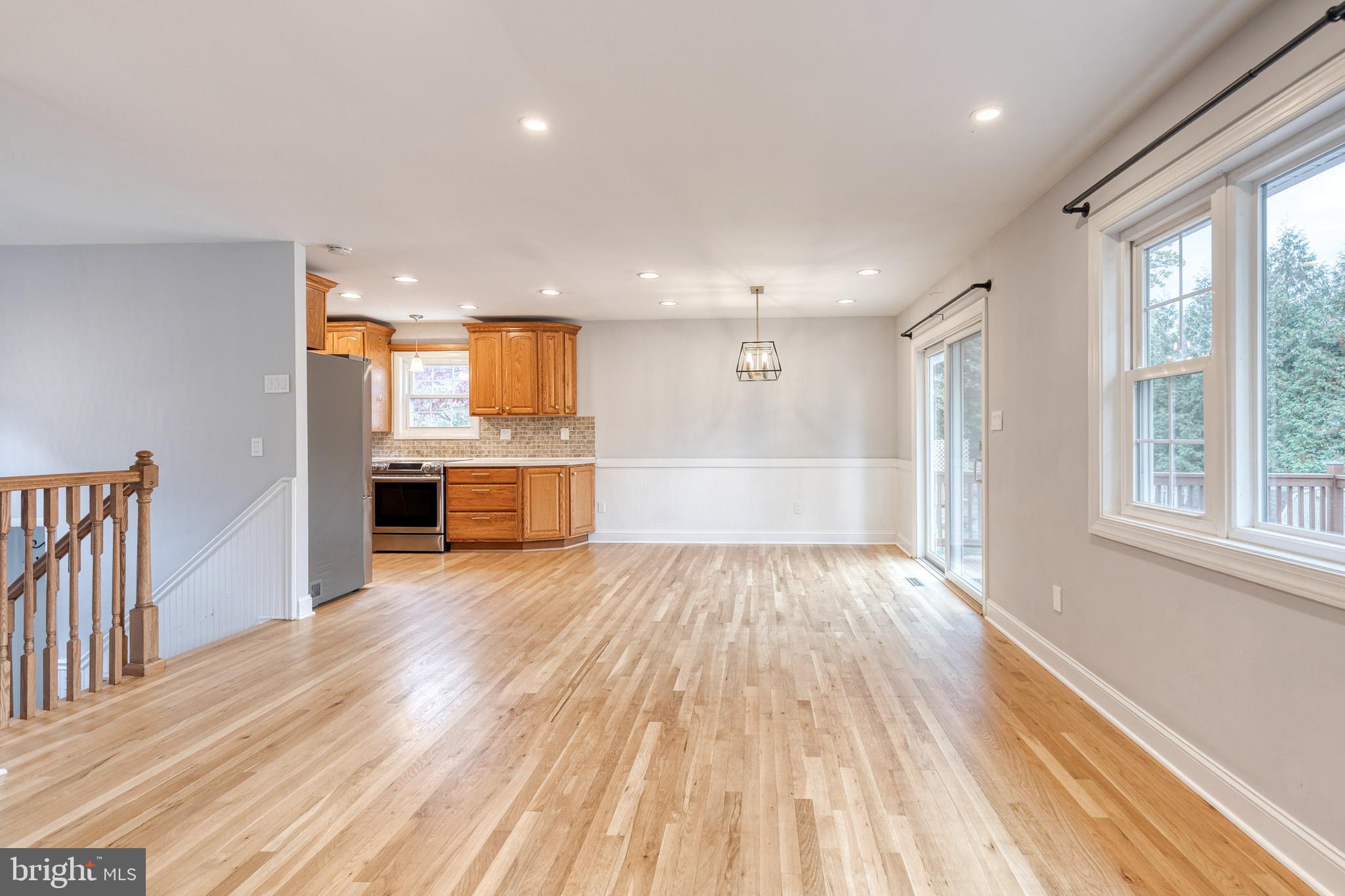 CARROLLTON MANOR - Residential Lease