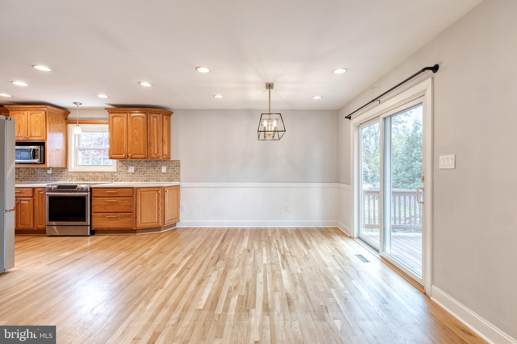 CARROLLTON MANOR - Residential Lease