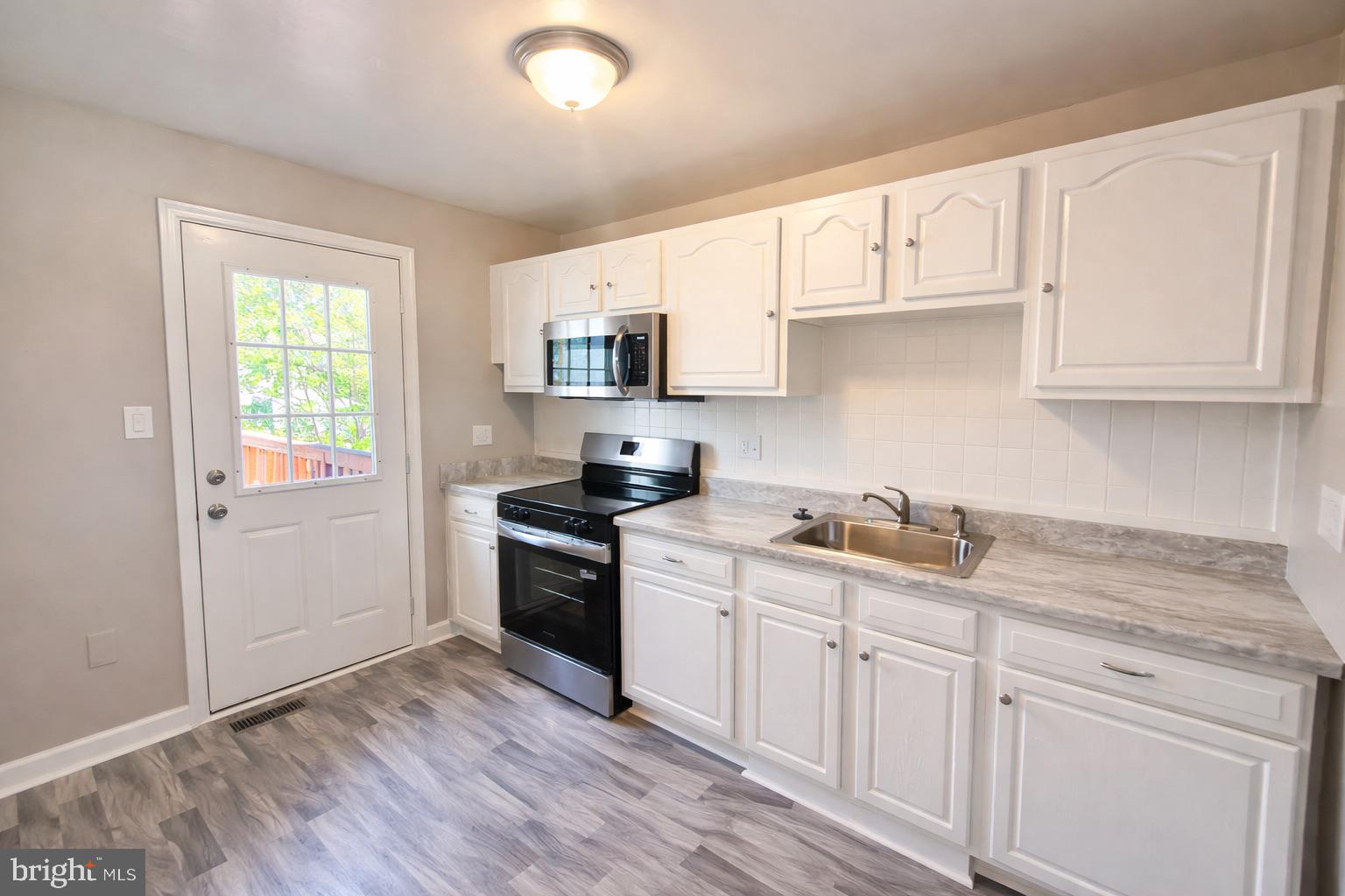 BELMONT - Residential