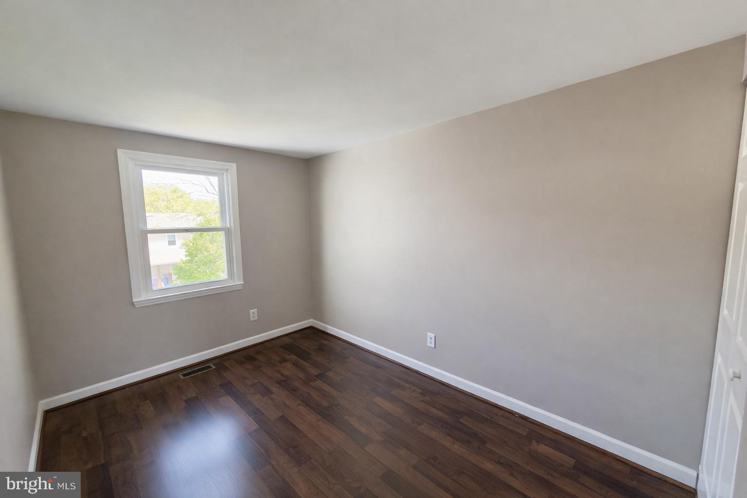 BELMONT - Residential