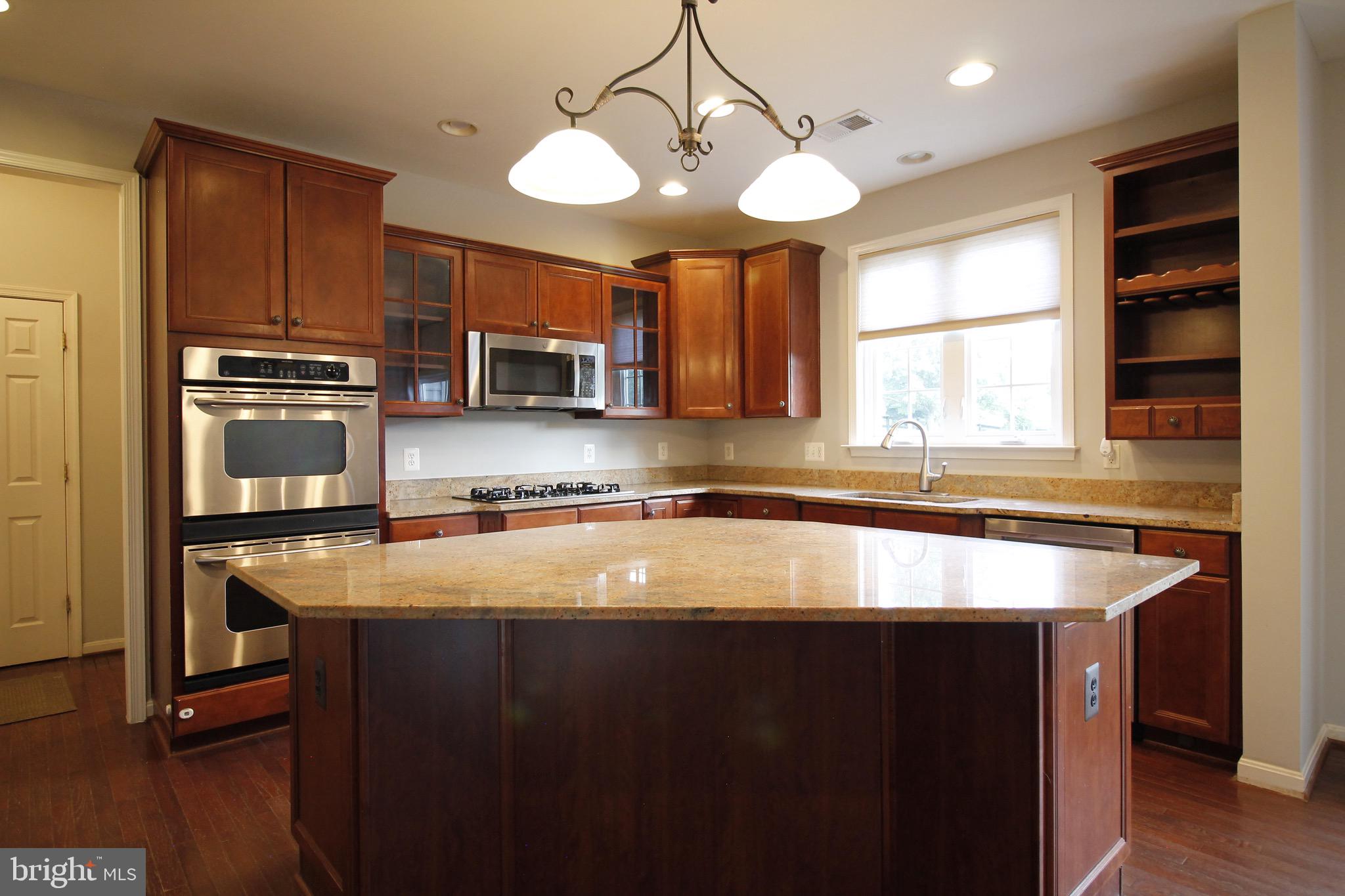 JAMISONS FARM - Residential Lease