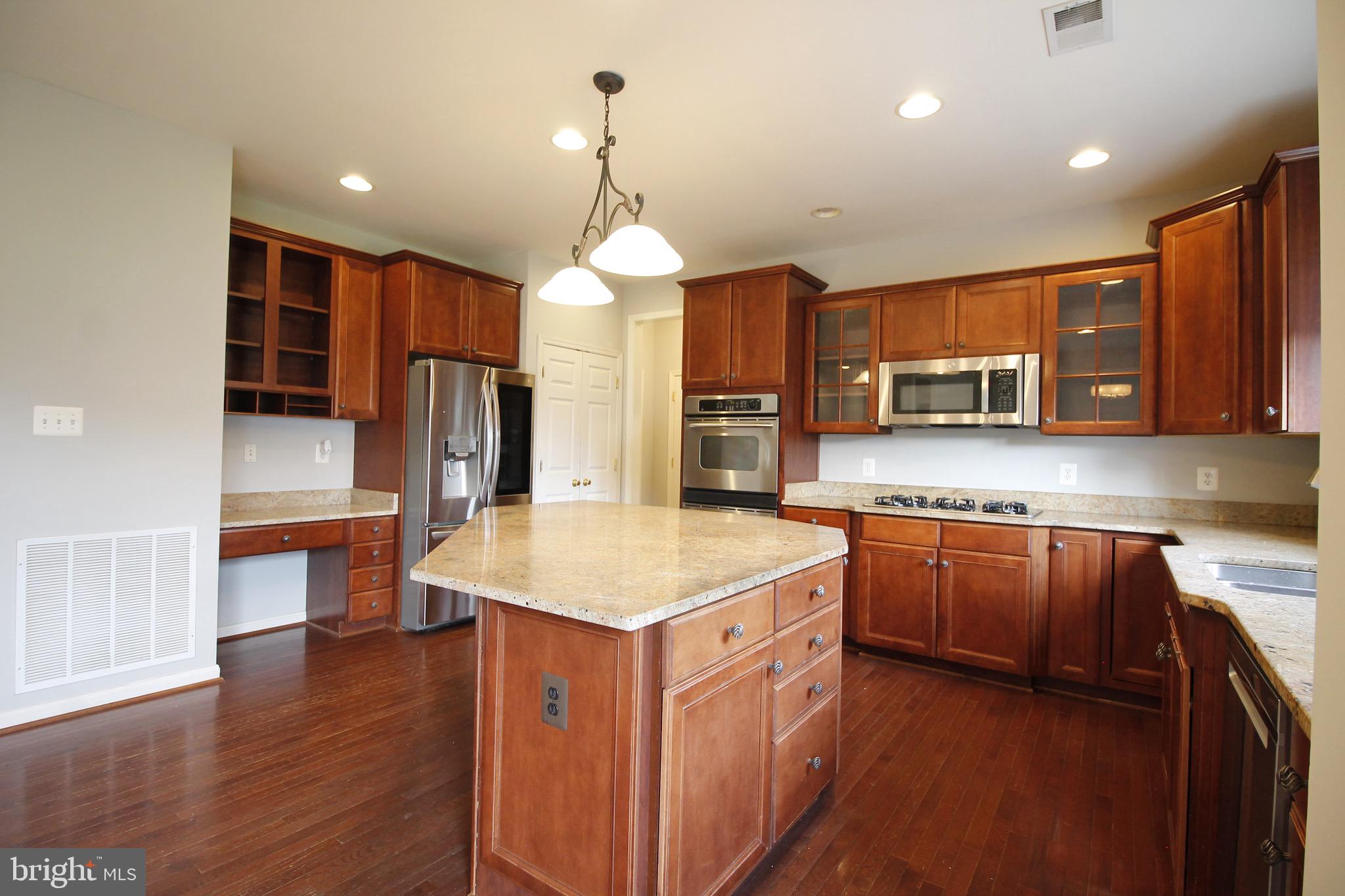 JAMISONS FARM - Residential Lease