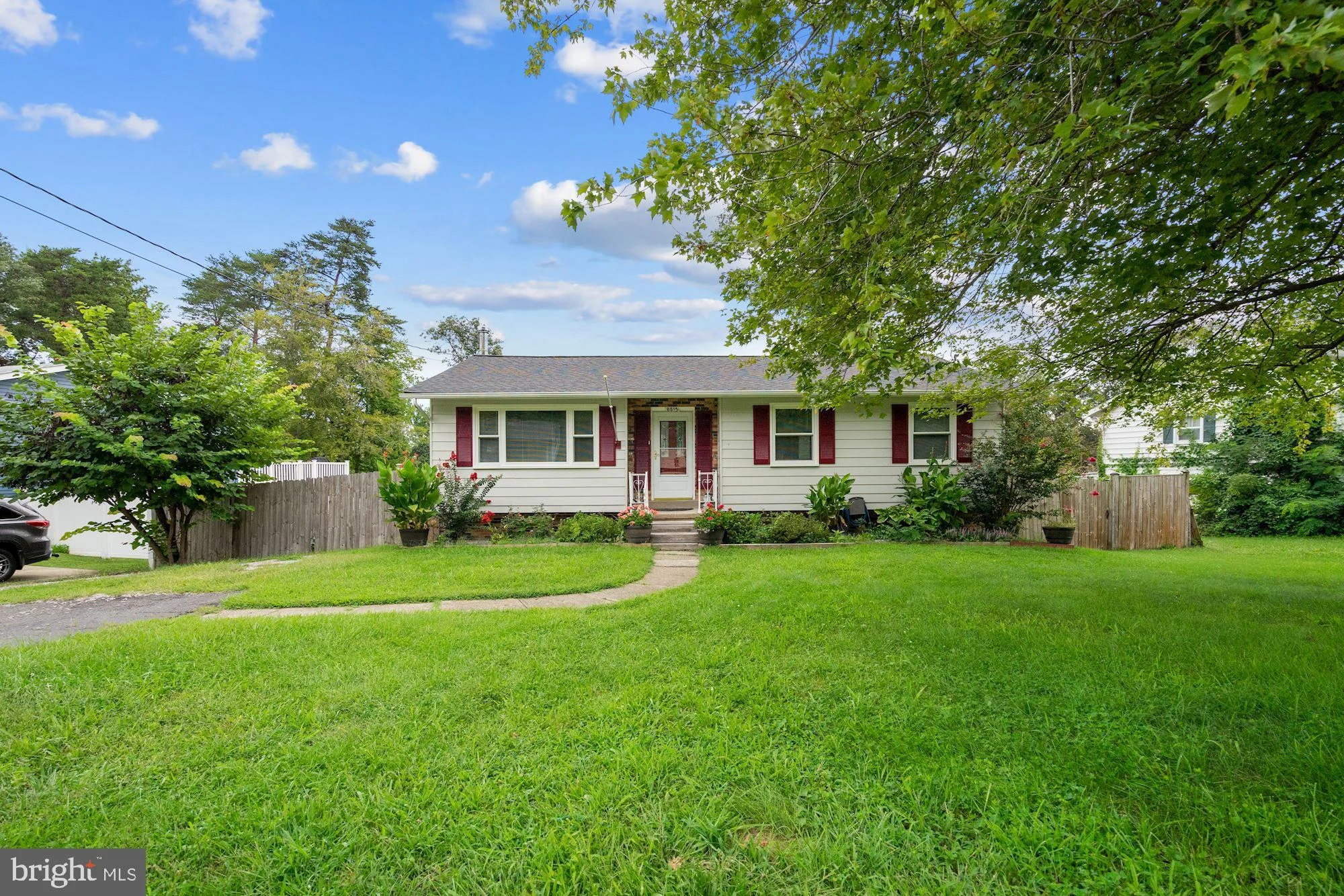 8813 Sylvania Street, Lorton, VA 22079