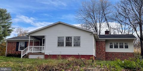 Photo of 6731 Middle Road, MIDDLETOWN, VA 22645 (MLS # VAFV2037978)