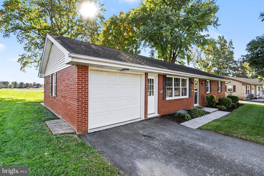 Photo of 124 Eleanor Drive, MARIETTA, PA 17547 (MLS # PALA2097526)