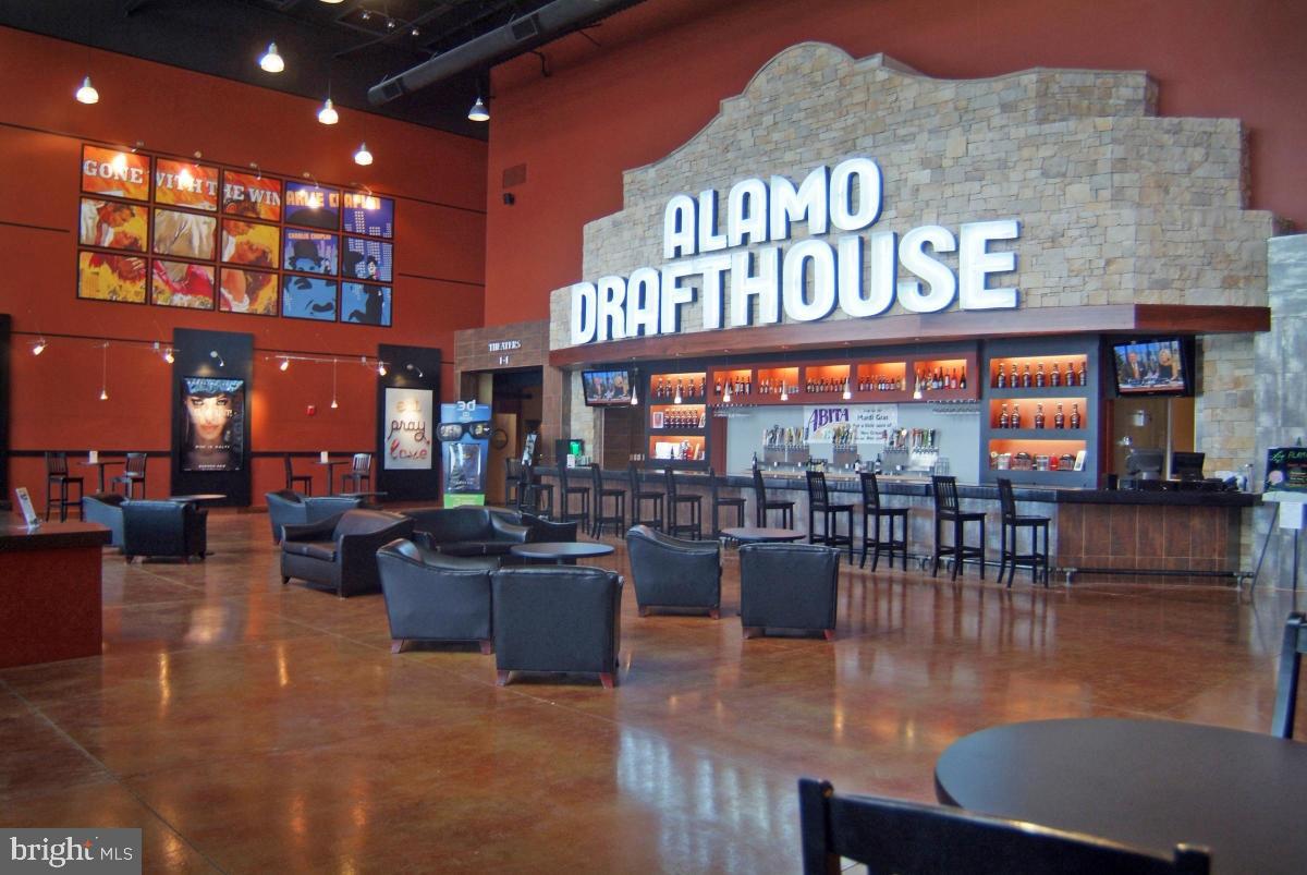 STONECREST - Residential