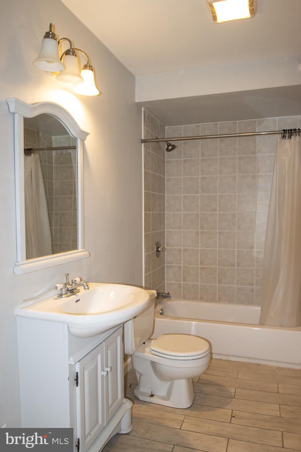 POTTSVILLE - Residential Lease