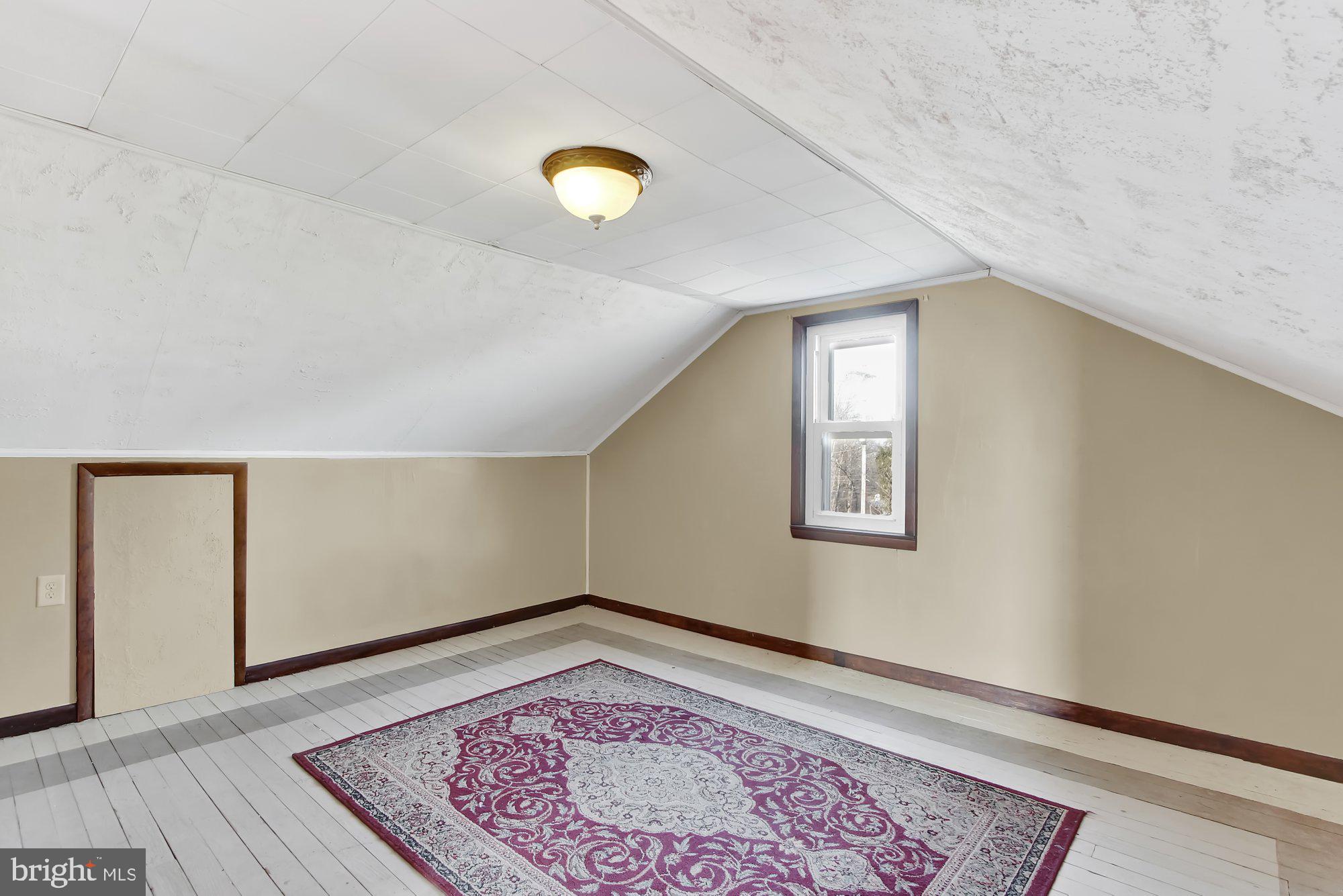 SMITH HILL EAST - Residential