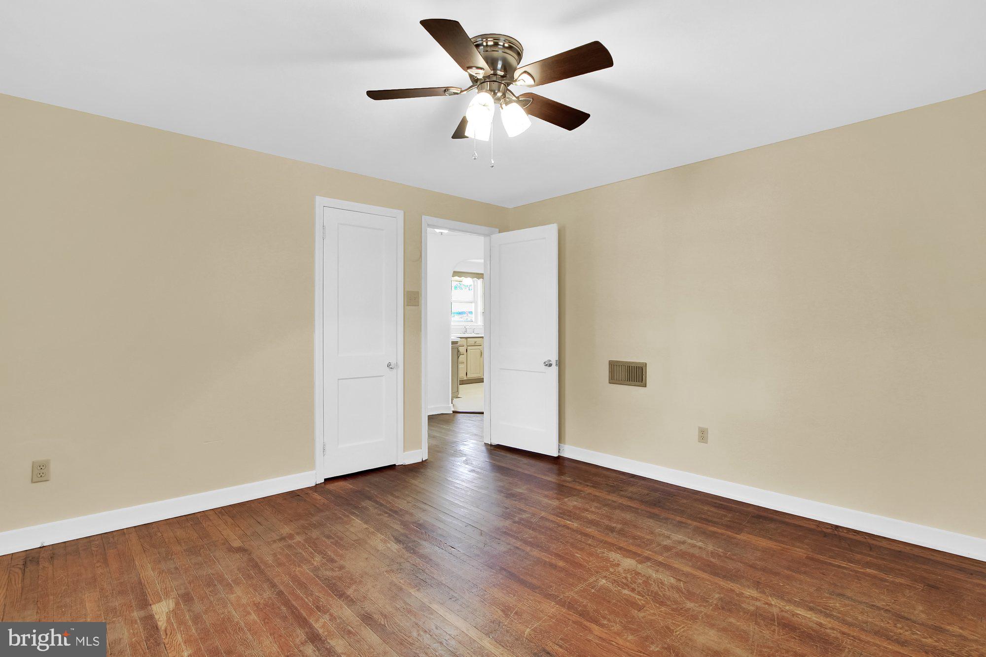 SMITH HILL EAST - Residential