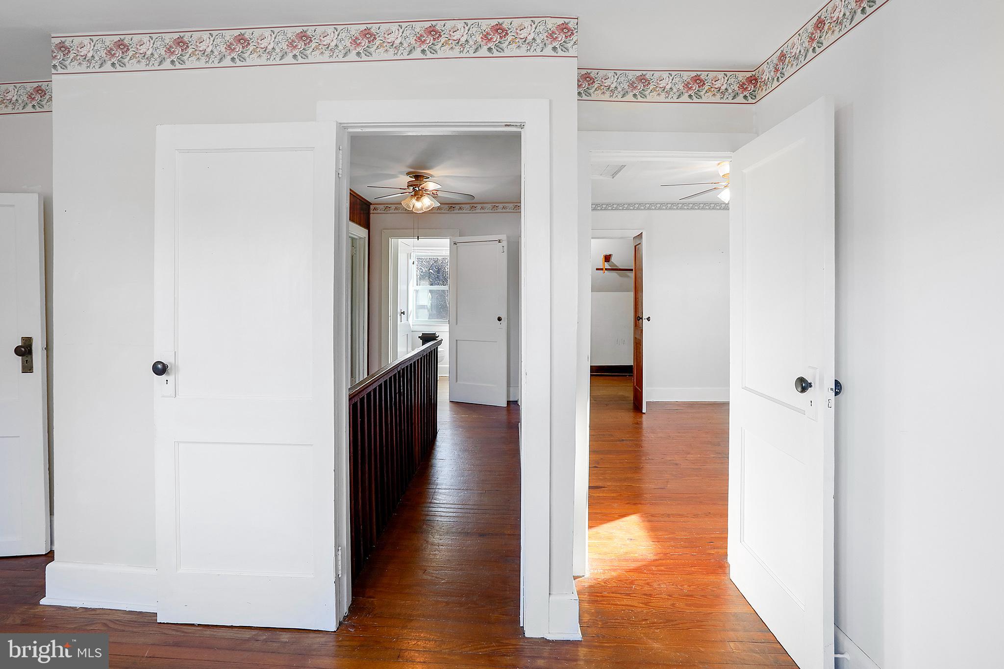 TOWN OF ROUND HILL - Residential