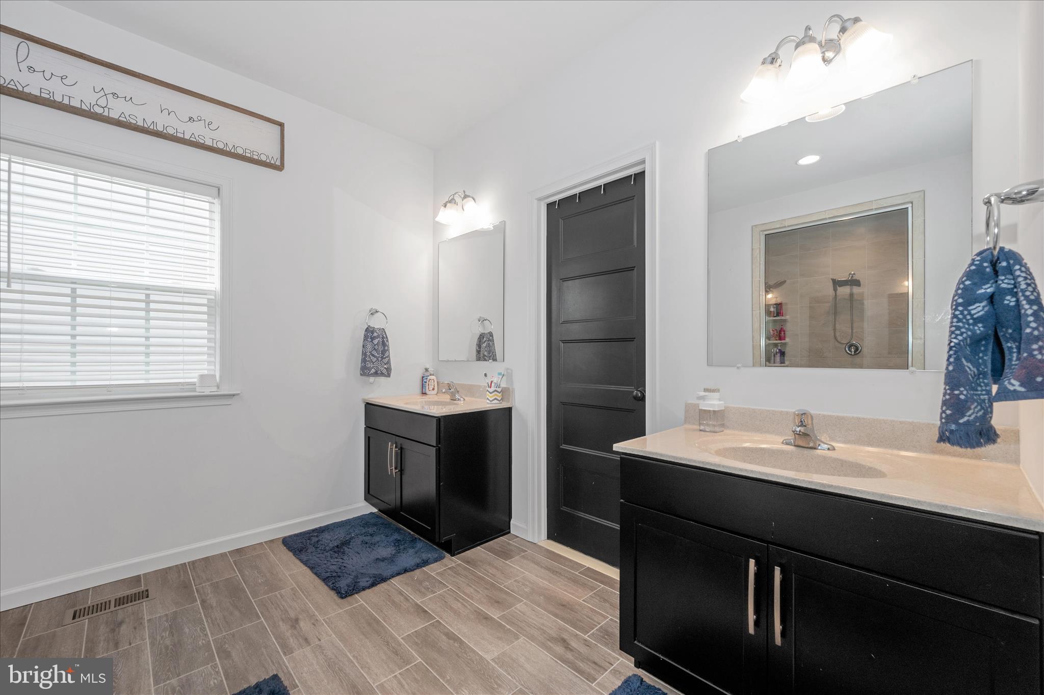 ROCKY SPRINGS RESERVE - Residential