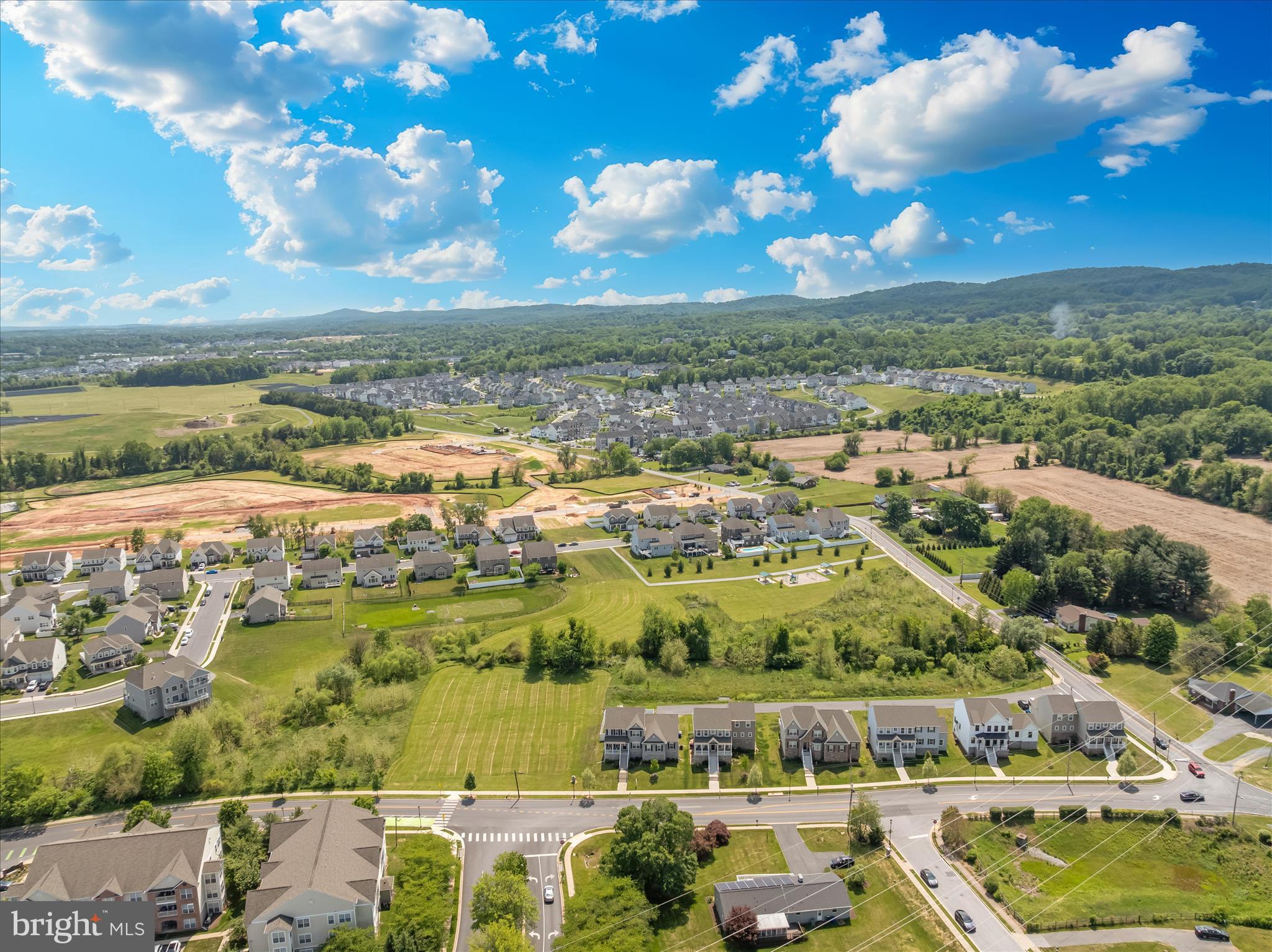 ROCKY SPRINGS RESERVE - Residential