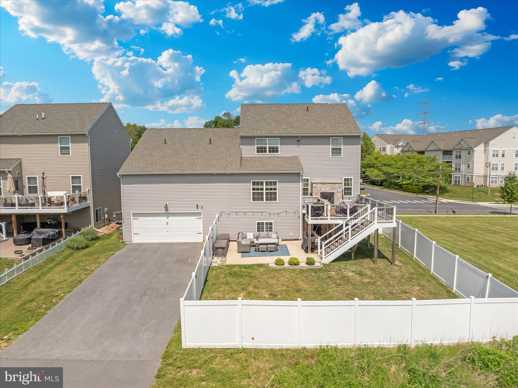 ROCKY SPRINGS RESERVE - Residential