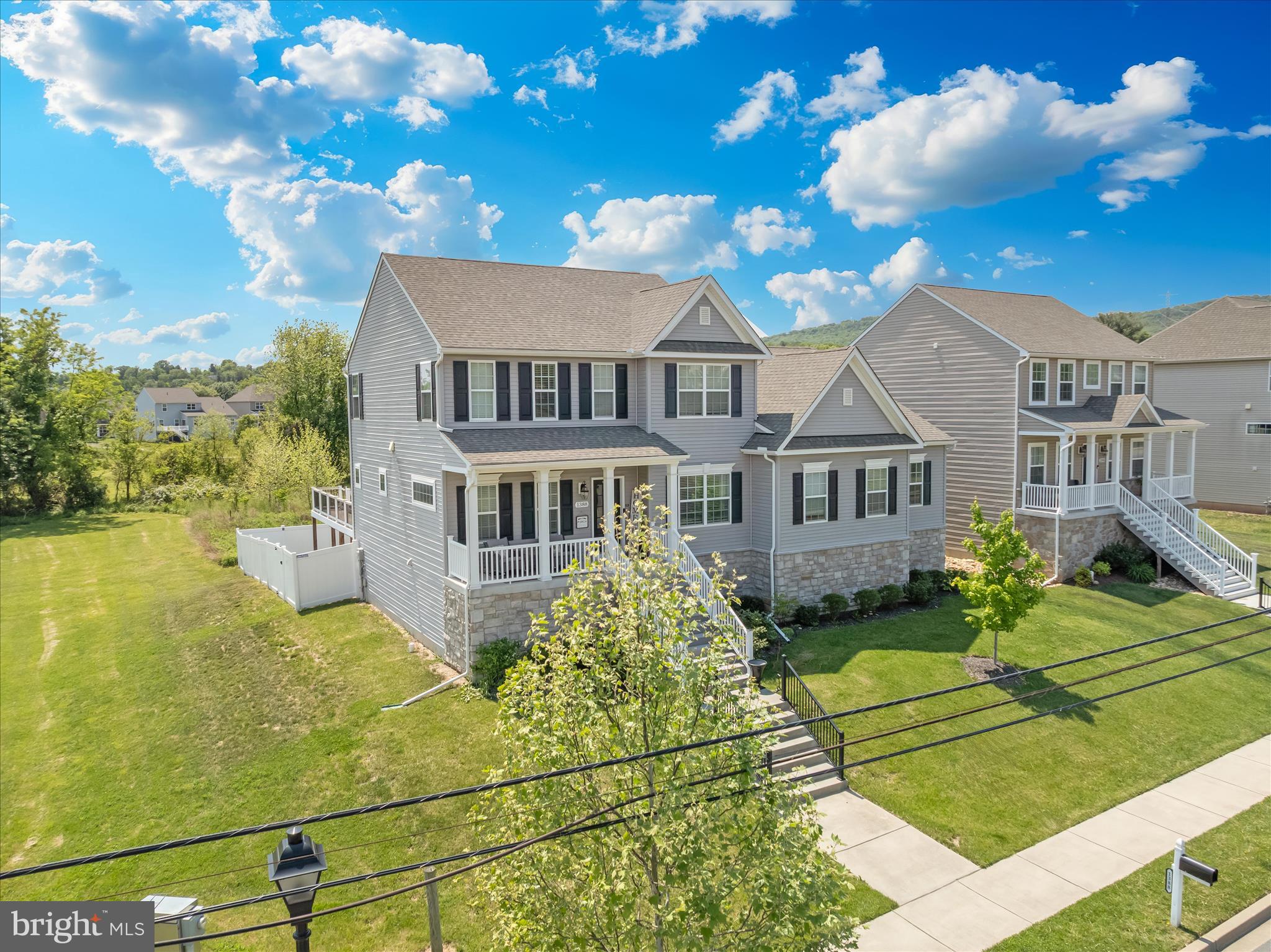 ROCKY SPRINGS RESERVE - Residential