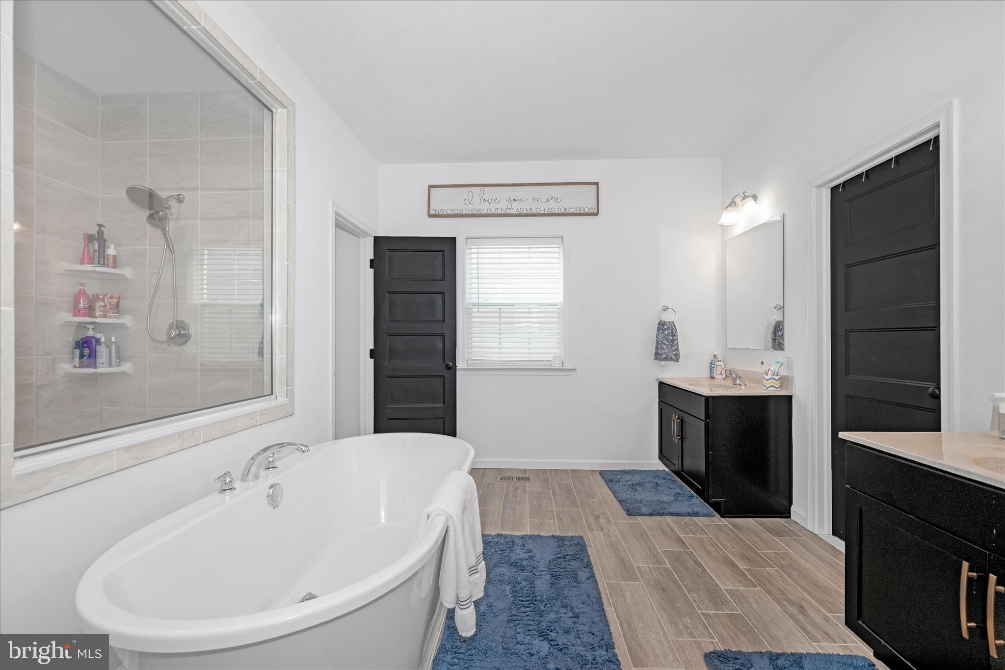ROCKY SPRINGS RESERVE - Residential