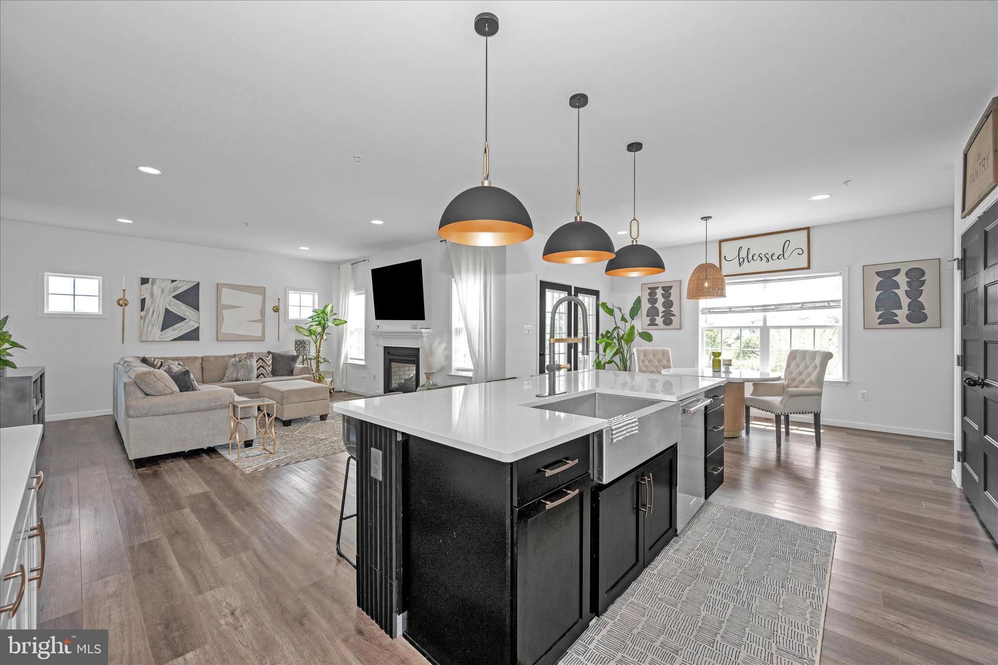 ROCKY SPRINGS RESERVE - Residential