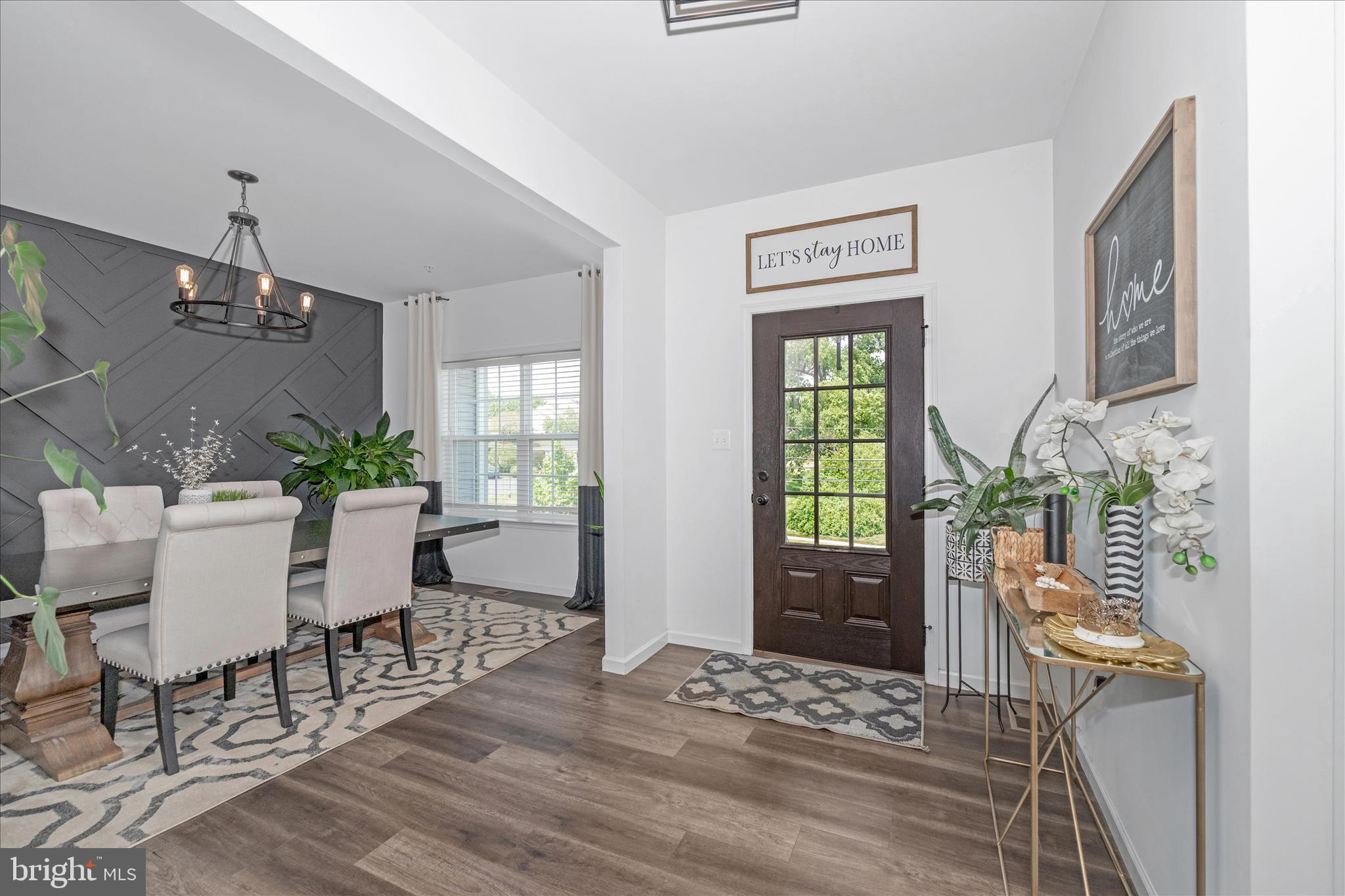 ROCKY SPRINGS RESERVE - Residential