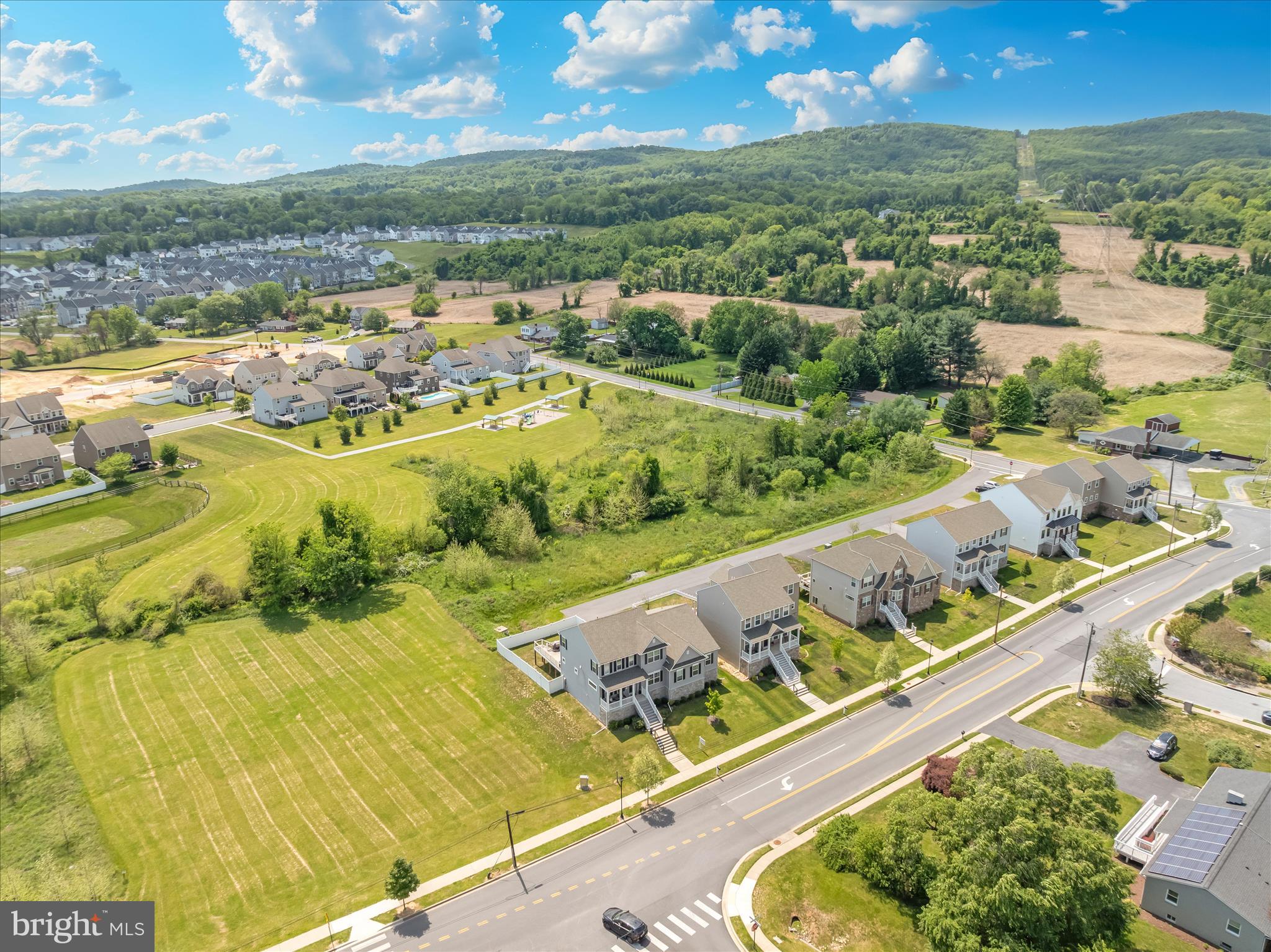 ROCKY SPRINGS RESERVE - Residential