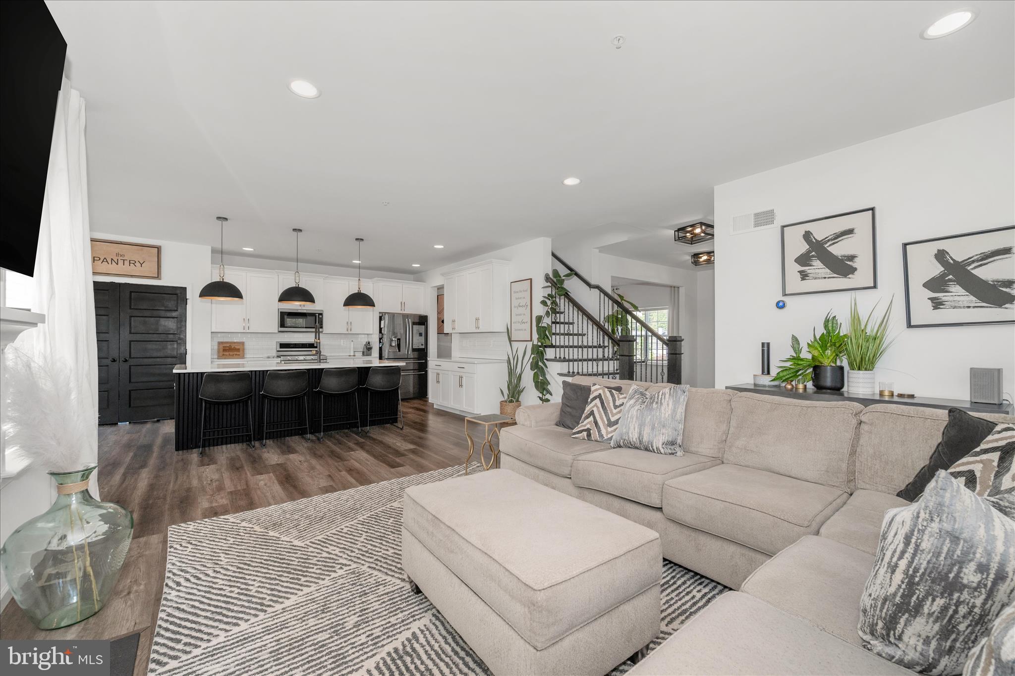 ROCKY SPRINGS RESERVE - Residential