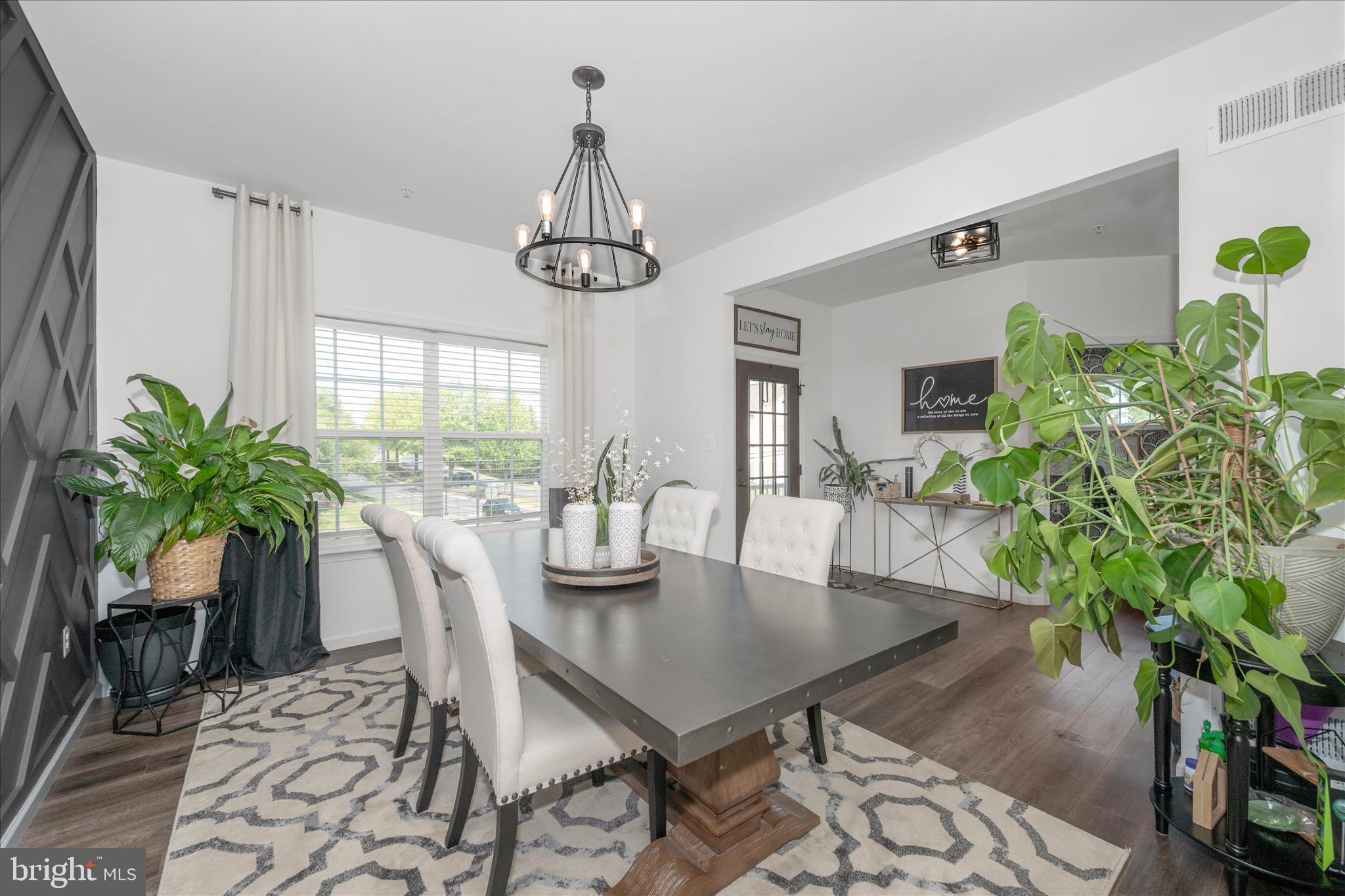 ROCKY SPRINGS RESERVE - Residential