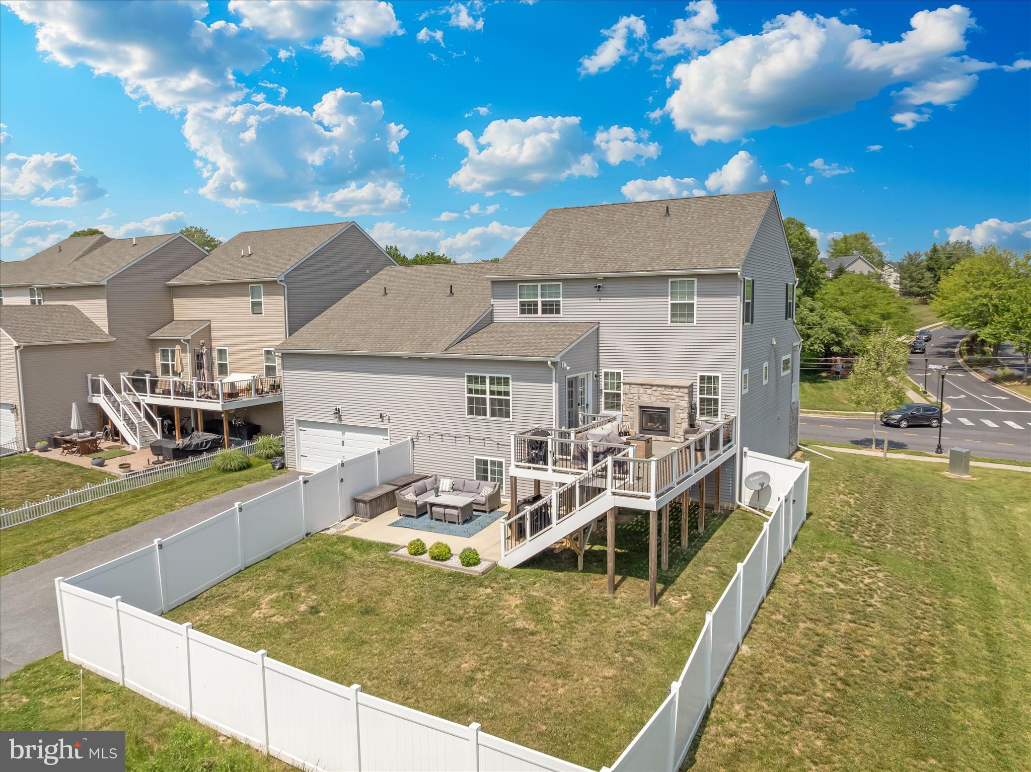 ROCKY SPRINGS RESERVE - Residential