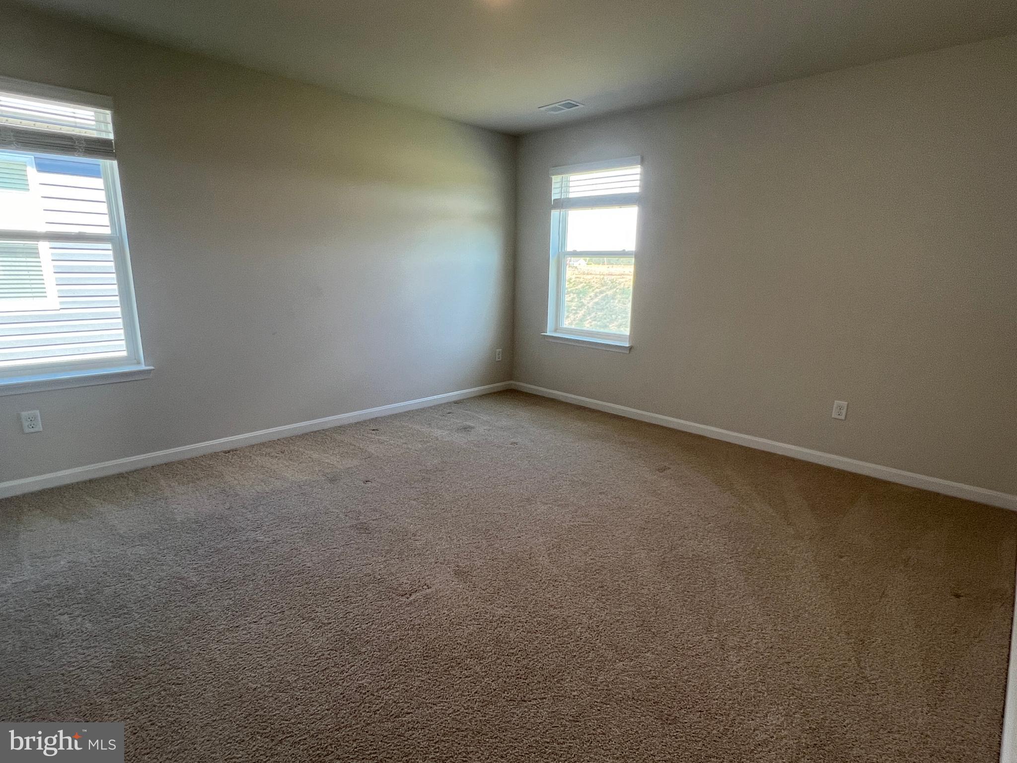 VALLEY VIEW - Residential Lease