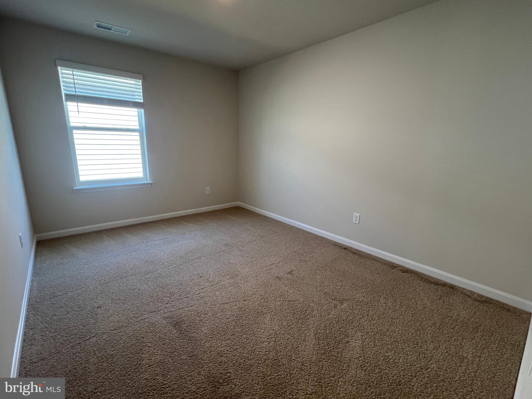 VALLEY VIEW - Residential Lease